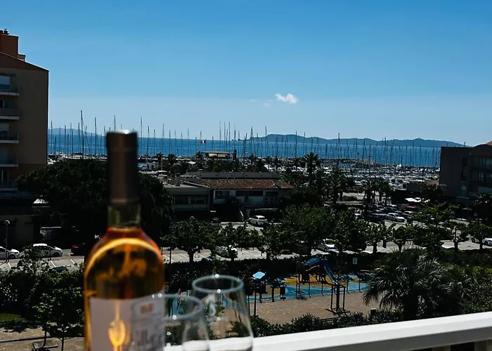 La Marine\' Hyeres